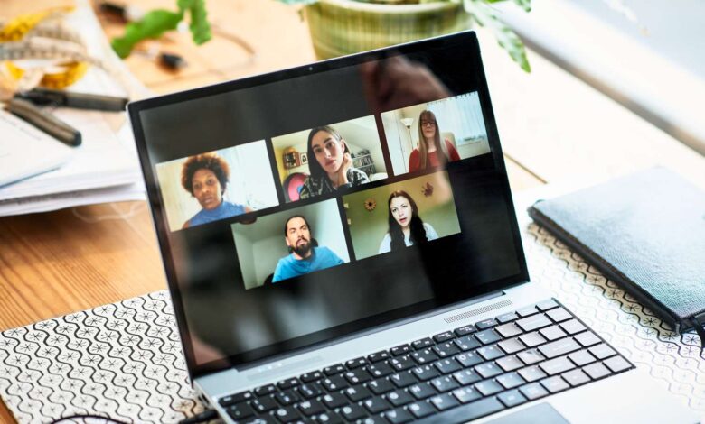 Un guide complet pour mettre en place des chats vidéo du groupe Facebook